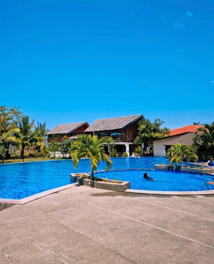 Vistapaloma beach resort Odiong Exterior foto